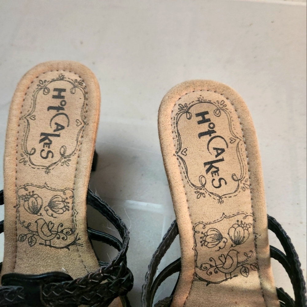Hot Cakes dress flip toe